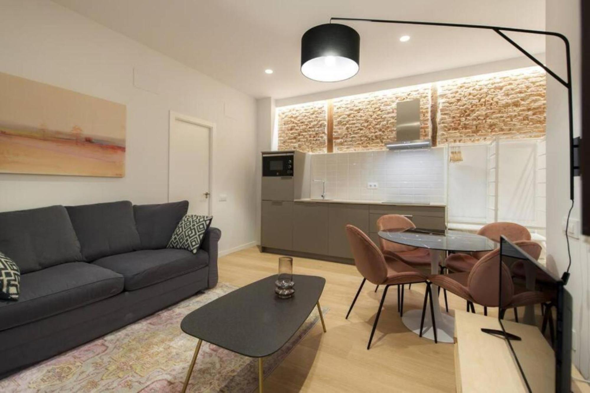 Apartamentos En La Latiina Мадрид Екстериор снимка