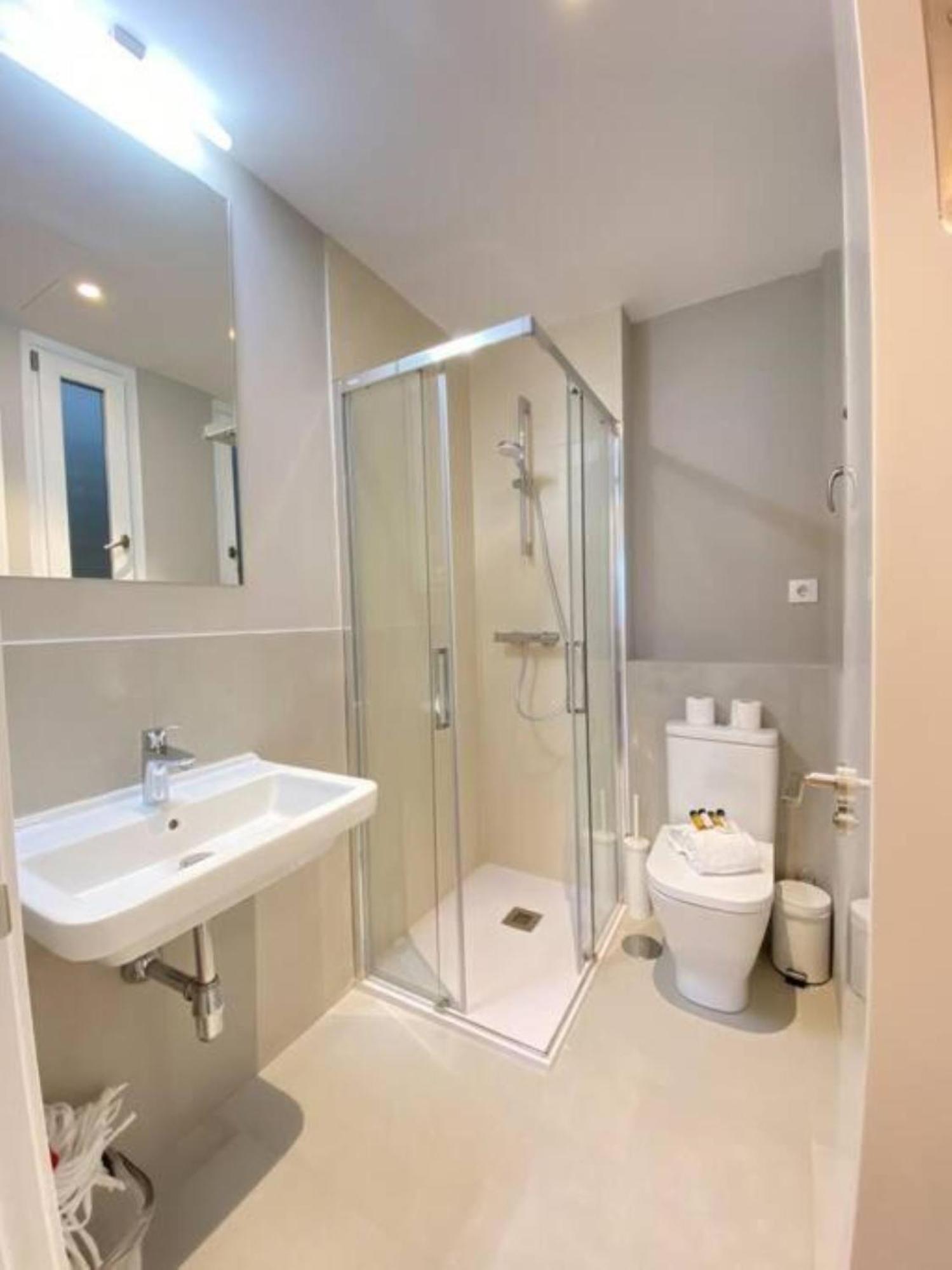 Apartamentos En La Latiina Мадрид Екстериор снимка